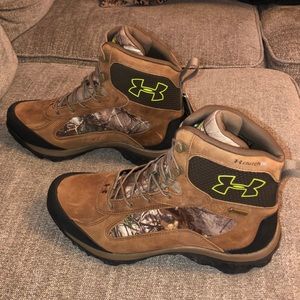 Under Armour Gore-Tex size 12